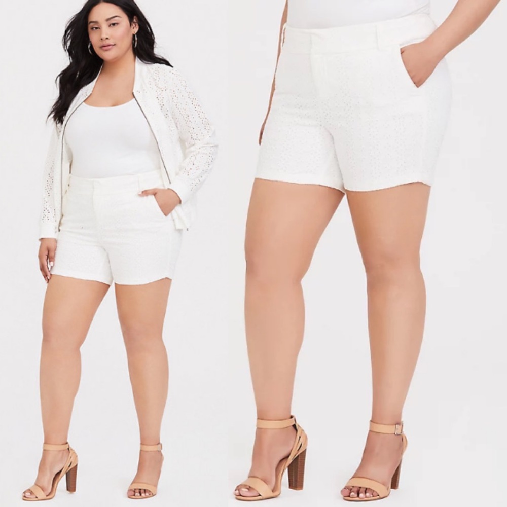 TORRID WHITE EYELET SHORTS